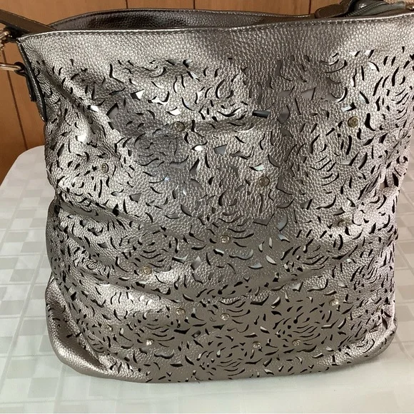 New gold 3 purse set - Picture 2 of 10